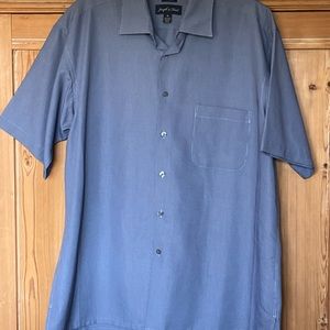 EUC men’s Joseph & Feiss XL short sleeved blue button down shirt, chest pocket